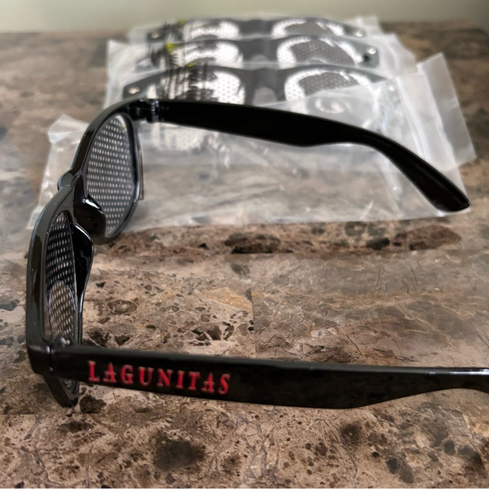 Lagunitas Sunglasses Black OS Unisex Lot of 4 Eyes Detail IPA Brewing New - Picture 3 of 4